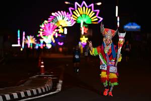 BIB: 42078
                            <button type="button" onclick="openModal(17277486)" class="btn btn-primary btn-sm float-right btn-popup" data-toggle="modal" data-target=".modal-high-quality">
                        <i class="fas fa-shopping-cart"></i> Add to Cart
                    </button>
                                            <button type="button" onclick="isThisMe(17277486, true)" class="btn btn-success btn-sm float-right btn-popup btn-isme hidden" data-toggle="tooltip" data-placement="bottom" title="นี่คือรูปของคุณใช่ไหม คลิกที่นี่เพื่อเอาเข้าอัลบั้ม">
                        <i class="fas fa-plus"></i> Add to album
                    </button>
                    <button type="button" onclick="isThisMe(17277486, false)" class="btn btn-warning btn-sm float-right btn-popup btn-isnotme hidden">
                        <i class="fas fa-ban"></i> Remove from album
                    </button>