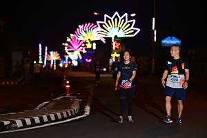 BIB: 42505
                            <button type="button" onclick="openModal(17276129)" class="btn btn-primary btn-sm float-right btn-popup" data-toggle="modal" data-target=".modal-high-quality">
                        <i class="fas fa-shopping-cart"></i> Add to Cart
                    </button>
                                            <button type="button" onclick="isThisMe(17276129, true)" class="btn btn-success btn-sm float-right btn-popup btn-isme hidden" data-toggle="tooltip" data-placement="bottom" title="นี่คือรูปของคุณใช่ไหม คลิกที่นี่เพื่อเอาเข้าอัลบั้ม">
                        <i class="fas fa-plus"></i> Add to album
                    </button>
                    <button type="button" onclick="isThisMe(17276129, false)" class="btn btn-warning btn-sm float-right btn-popup btn-isnotme hidden">
                        <i class="fas fa-ban"></i> Remove from album
                    </button>