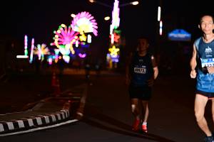 BIB: 40673
                            <button type="button" onclick="openModal(17277333)" class="btn btn-primary btn-sm float-right btn-popup" data-toggle="modal" data-target=".modal-high-quality">
                        <i class="fas fa-shopping-cart"></i> Add to Cart
                    </button>
                                            <button type="button" onclick="isThisMe(17277333, true)" class="btn btn-success btn-sm float-right btn-popup btn-isme hidden" data-toggle="tooltip" data-placement="bottom" title="นี่คือรูปของคุณใช่ไหม คลิกที่นี่เพื่อเอาเข้าอัลบั้ม">
                        <i class="fas fa-plus"></i> Add to album
                    </button>
                    <button type="button" onclick="isThisMe(17277333, false)" class="btn btn-warning btn-sm float-right btn-popup btn-isnotme hidden">
                        <i class="fas fa-ban"></i> Remove from album
                    </button>