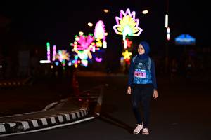BIB: 44715
                            <button type="button" onclick="openModal(17281953)" class="btn btn-primary btn-sm float-right btn-popup" data-toggle="modal" data-target=".modal-high-quality">
                        <i class="fas fa-shopping-cart"></i> Add to Cart
                    </button>
                                            <button type="button" onclick="isThisMe(17281953, true)" class="btn btn-success btn-sm float-right btn-popup btn-isme hidden" data-toggle="tooltip" data-placement="bottom" title="นี่คือรูปของคุณใช่ไหม คลิกที่นี่เพื่อเอาเข้าอัลบั้ม">
                        <i class="fas fa-plus"></i> Add to album
                    </button>
                    <button type="button" onclick="isThisMe(17281953, false)" class="btn btn-warning btn-sm float-right btn-popup btn-isnotme hidden">
                        <i class="fas fa-ban"></i> Remove from album
                    </button>