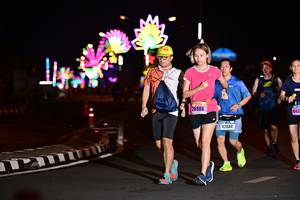 BIB: 26906, 443, 42684
                            <button type="button" onclick="openModal(17266452)" class="btn btn-primary btn-sm float-right btn-popup" data-toggle="modal" data-target=".modal-high-quality">
                        <i class="fas fa-shopping-cart"></i> Add to Cart
                    </button>
                                            <button type="button" onclick="isThisMe(17266452, true)" class="btn btn-success btn-sm float-right btn-popup btn-isme hidden" data-toggle="tooltip" data-placement="bottom" title="นี่คือรูปของคุณใช่ไหม คลิกที่นี่เพื่อเอาเข้าอัลบั้ม">
                        <i class="fas fa-plus"></i> Add to album
                    </button>
                    <button type="button" onclick="isThisMe(17266452, false)" class="btn btn-warning btn-sm float-right btn-popup btn-isnotme hidden">
                        <i class="fas fa-ban"></i> Remove from album
                    </button>