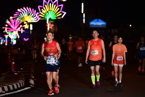 BIB: 23702, 23226, 40728
                            <button type="button" onclick="openModal(17262686)" class="btn btn-primary btn-sm float-right btn-popup" data-toggle="modal" data-target=".modal-high-quality">
                        <i class="fas fa-shopping-cart"></i> Add to Cart
                    </button>
                                            <button type="button" onclick="isThisMe(17262686, true)" class="btn btn-success btn-sm float-right btn-popup btn-isme hidden" data-toggle="tooltip" data-placement="bottom" title="นี่คือรูปของคุณใช่ไหม คลิกที่นี่เพื่อเอาเข้าอัลบั้ม">
                        <i class="fas fa-plus"></i> Add to album
                    </button>
                    <button type="button" onclick="isThisMe(17262686, false)" class="btn btn-warning btn-sm float-right btn-popup btn-isnotme hidden">
                        <i class="fas fa-ban"></i> Remove from album
                    </button>