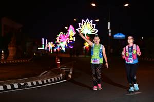 BIB: 4463, 421, 
                            <button type="button" onclick="openModal(17276811)" class="btn btn-primary btn-sm float-right btn-popup" data-toggle="modal" data-target=".modal-high-quality">
                        <i class="fas fa-shopping-cart"></i> Add to Cart
                    </button>
                                            <button type="button" onclick="isThisMe(17276811, true)" class="btn btn-success btn-sm float-right btn-popup btn-isme hidden" data-toggle="tooltip" data-placement="bottom" title="นี่คือรูปของคุณใช่ไหม คลิกที่นี่เพื่อเอาเข้าอัลบั้ม">
                        <i class="fas fa-plus"></i> Add to album
                    </button>
                    <button type="button" onclick="isThisMe(17276811, false)" class="btn btn-warning btn-sm float-right btn-popup btn-isnotme hidden">
                        <i class="fas fa-ban"></i> Remove from album
                    </button>