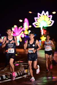 BIB: 20617, 2090, 24413
                            <button type="button" onclick="openModal(16579721)" class="btn btn-primary btn-sm float-right btn-popup" data-toggle="modal" data-target=".modal-high-quality">
                        <i class="fas fa-shopping-cart"></i> Add to Cart
                    </button>
                                            <button type="button" onclick="isThisMe(16579721, true)" class="btn btn-success btn-sm float-right btn-popup btn-isme hidden" data-toggle="tooltip" data-placement="bottom" title="นี่คือรูปของคุณใช่ไหม คลิกที่นี่เพื่อเอาเข้าอัลบั้ม">
                        <i class="fas fa-plus"></i> Add to album
                    </button>
                    <button type="button" onclick="isThisMe(16579721, false)" class="btn btn-warning btn-sm float-right btn-popup btn-isnotme hidden">
                        <i class="fas fa-ban"></i> Remove from album
                    </button>