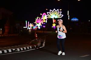 BIB: 44519
                            <button type="button" onclick="openModal(17289546)" class="btn btn-primary btn-sm float-right btn-popup" data-toggle="modal" data-target=".modal-high-quality">
                        <i class="fas fa-shopping-cart"></i> Add to Cart
                    </button>
                                            <button type="button" onclick="isThisMe(17289546, true)" class="btn btn-success btn-sm float-right btn-popup btn-isme hidden" data-toggle="tooltip" data-placement="bottom" title="นี่คือรูปของคุณใช่ไหม คลิกที่นี่เพื่อเอาเข้าอัลบั้ม">
                        <i class="fas fa-plus"></i> Add to album
                    </button>
                    <button type="button" onclick="isThisMe(17289546, false)" class="btn btn-warning btn-sm float-right btn-popup btn-isnotme hidden">
                        <i class="fas fa-ban"></i> Remove from album
                    </button>