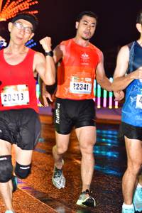 BIB: 22341, 20013
                            <button type="button" onclick="openModal(16505771)" class="btn btn-primary btn-sm float-right btn-popup" data-toggle="modal" data-target=".modal-high-quality">
                        <i class="fas fa-shopping-cart"></i> Add to Cart
                    </button>
                                            <button type="button" onclick="isThisMe(16505771, true)" class="btn btn-success btn-sm float-right btn-popup btn-isme hidden" data-toggle="tooltip" data-placement="bottom" title="นี่คือรูปของคุณใช่ไหม คลิกที่นี่เพื่อเอาเข้าอัลบั้ม">
                        <i class="fas fa-plus"></i> Add to album
                    </button>
                    <button type="button" onclick="isThisMe(16505771, false)" class="btn btn-warning btn-sm float-right btn-popup btn-isnotme hidden">
                        <i class="fas fa-ban"></i> Remove from album
                    </button>