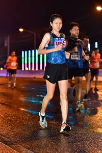 BIB: 400, 4289
                            <button type="button" onclick="openModal(16557931)" class="btn btn-primary btn-sm float-right btn-popup" data-toggle="modal" data-target=".modal-high-quality">
                        <i class="fas fa-shopping-cart"></i> Add to Cart
                    </button>
                                            <button type="button" onclick="isThisMe(16557931, true)" class="btn btn-success btn-sm float-right btn-popup btn-isme hidden" data-toggle="tooltip" data-placement="bottom" title="นี่คือรูปของคุณใช่ไหม คลิกที่นี่เพื่อเอาเข้าอัลบั้ม">
                        <i class="fas fa-plus"></i> Add to album
                    </button>
                    <button type="button" onclick="isThisMe(16557931, false)" class="btn btn-warning btn-sm float-right btn-popup btn-isnotme hidden">
                        <i class="fas fa-ban"></i> Remove from album
                    </button>