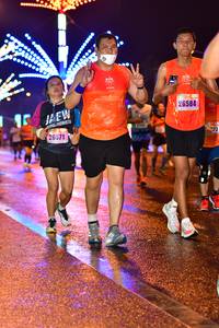 BIB: 26584, 26571
                            <button type="button" onclick="openModal(16552411)" class="btn btn-primary btn-sm float-right btn-popup" data-toggle="modal" data-target=".modal-high-quality">
                        <i class="fas fa-shopping-cart"></i> Add to Cart
                    </button>
                                            <button type="button" onclick="isThisMe(16552411, true)" class="btn btn-success btn-sm float-right btn-popup btn-isme hidden" data-toggle="tooltip" data-placement="bottom" title="นี่คือรูปของคุณใช่ไหม คลิกที่นี่เพื่อเอาเข้าอัลบั้ม">
                        <i class="fas fa-plus"></i> Add to album
                    </button>
                    <button type="button" onclick="isThisMe(16552411, false)" class="btn btn-warning btn-sm float-right btn-popup btn-isnotme hidden">
                        <i class="fas fa-ban"></i> Remove from album
                    </button>