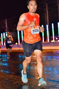 BIB: 21226
                            <button type="button" onclick="openModal(16511091)" class="btn btn-primary btn-sm float-right btn-popup" data-toggle="modal" data-target=".modal-high-quality">
                        <i class="fas fa-shopping-cart"></i> Add to Cart
                    </button>
                                            <button type="button" onclick="isThisMe(16511091, true)" class="btn btn-success btn-sm float-right btn-popup btn-isme hidden" data-toggle="tooltip" data-placement="bottom" title="นี่คือรูปของคุณใช่ไหม คลิกที่นี่เพื่อเอาเข้าอัลบั้ม">
                        <i class="fas fa-plus"></i> Add to album
                    </button>
                    <button type="button" onclick="isThisMe(16511091, false)" class="btn btn-warning btn-sm float-right btn-popup btn-isnotme hidden">
                        <i class="fas fa-ban"></i> Remove from album
                    </button>