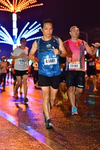 BIB: 4047, 40481, 22193
                            <button type="button" onclick="openModal(16566696)" class="btn btn-primary btn-sm float-right btn-popup" data-toggle="modal" data-target=".modal-high-quality">
                        <i class="fas fa-shopping-cart"></i> Add to Cart
                    </button>
                                            <button type="button" onclick="isThisMe(16566696, true)" class="btn btn-success btn-sm float-right btn-popup btn-isme hidden" data-toggle="tooltip" data-placement="bottom" title="นี่คือรูปของคุณใช่ไหม คลิกที่นี่เพื่อเอาเข้าอัลบั้ม">
                        <i class="fas fa-plus"></i> Add to album
                    </button>
                    <button type="button" onclick="isThisMe(16566696, false)" class="btn btn-warning btn-sm float-right btn-popup btn-isnotme hidden">
                        <i class="fas fa-ban"></i> Remove from album
                    </button>