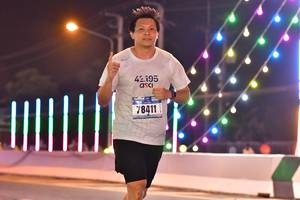 BIB: 42195, 78411
                            <button type="button" onclick="openModal(16678503)" class="btn btn-primary btn-sm float-right btn-popup" data-toggle="modal" data-target=".modal-high-quality">
                        <i class="fas fa-shopping-cart"></i> Add to Cart
                    </button>
                                            <button type="button" onclick="isThisMe(16678503, true)" class="btn btn-success btn-sm float-right btn-popup btn-isme hidden" data-toggle="tooltip" data-placement="bottom" title="นี่คือรูปของคุณใช่ไหม คลิกที่นี่เพื่อเอาเข้าอัลบั้ม">
                        <i class="fas fa-plus"></i> Add to album
                    </button>
                    <button type="button" onclick="isThisMe(16678503, false)" class="btn btn-warning btn-sm float-right btn-popup btn-isnotme hidden">
                        <i class="fas fa-ban"></i> Remove from album
                    </button>