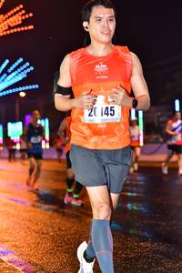 BIB: 145
                            <button type="button" onclick="openModal(16533163)" class="btn btn-primary btn-sm float-right btn-popup" data-toggle="modal" data-target=".modal-high-quality">
                        <i class="fas fa-shopping-cart"></i> Add to Cart
                    </button>
                                            <button type="button" onclick="isThisMe(16533163, true)" class="btn btn-success btn-sm float-right btn-popup btn-isme hidden" data-toggle="tooltip" data-placement="bottom" title="นี่คือรูปของคุณใช่ไหม คลิกที่นี่เพื่อเอาเข้าอัลบั้ม">
                        <i class="fas fa-plus"></i> Add to album
                    </button>
                    <button type="button" onclick="isThisMe(16533163, false)" class="btn btn-warning btn-sm float-right btn-popup btn-isnotme hidden">
                        <i class="fas fa-ban"></i> Remove from album
                    </button>