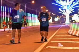 BIB: 43167, 42949
                            <button type="button" onclick="openModal(16675671)" class="btn btn-primary btn-sm float-right btn-popup" data-toggle="modal" data-target=".modal-high-quality">
                        <i class="fas fa-shopping-cart"></i> Add to Cart
                    </button>
                                            <button type="button" onclick="isThisMe(16675671, true)" class="btn btn-success btn-sm float-right btn-popup btn-isme hidden" data-toggle="tooltip" data-placement="bottom" title="นี่คือรูปของคุณใช่ไหม คลิกที่นี่เพื่อเอาเข้าอัลบั้ม">
                        <i class="fas fa-plus"></i> Add to album
                    </button>
                    <button type="button" onclick="isThisMe(16675671, false)" class="btn btn-warning btn-sm float-right btn-popup btn-isnotme hidden">
                        <i class="fas fa-ban"></i> Remove from album
                    </button>