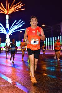 BIB: 1467
                            <button type="button" onclick="openModal(16526832)" class="btn btn-primary btn-sm float-right btn-popup" data-toggle="modal" data-target=".modal-high-quality">
                        <i class="fas fa-shopping-cart"></i> Add to Cart
                    </button>
                                            <button type="button" onclick="isThisMe(16526832, true)" class="btn btn-success btn-sm float-right btn-popup btn-isme hidden" data-toggle="tooltip" data-placement="bottom" title="นี่คือรูปของคุณใช่ไหม คลิกที่นี่เพื่อเอาเข้าอัลบั้ม">
                        <i class="fas fa-plus"></i> Add to album
                    </button>
                    <button type="button" onclick="isThisMe(16526832, false)" class="btn btn-warning btn-sm float-right btn-popup btn-isnotme hidden">
                        <i class="fas fa-ban"></i> Remove from album
                    </button>