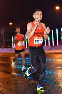 BIB: 24212, 0133
                            <button type="button" onclick="openModal(16479378)" class="btn btn-primary btn-sm float-right btn-popup" data-toggle="modal" data-target=".modal-high-quality">
                        <i class="fas fa-shopping-cart"></i> Add to Cart
                    </button>
                                            <button type="button" onclick="isThisMe(16479378, true)" class="btn btn-success btn-sm float-right btn-popup btn-isme hidden" data-toggle="tooltip" data-placement="bottom" title="นี่คือรูปของคุณใช่ไหม คลิกที่นี่เพื่อเอาเข้าอัลบั้ม">
                        <i class="fas fa-plus"></i> Add to album
                    </button>
                    <button type="button" onclick="isThisMe(16479378, false)" class="btn btn-warning btn-sm float-right btn-popup btn-isnotme hidden">
                        <i class="fas fa-ban"></i> Remove from album
                    </button>