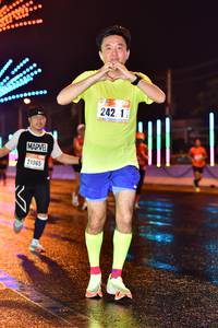 BIB: 2421, 21065
                            <button type="button" onclick="openModal(16530126)" class="btn btn-primary btn-sm float-right btn-popup" data-toggle="modal" data-target=".modal-high-quality">
                        <i class="fas fa-shopping-cart"></i> Add to Cart
                    </button>
                                            <button type="button" onclick="isThisMe(16530126, true)" class="btn btn-success btn-sm float-right btn-popup btn-isme hidden" data-toggle="tooltip" data-placement="bottom" title="นี่คือรูปของคุณใช่ไหม คลิกที่นี่เพื่อเอาเข้าอัลบั้ม">
                        <i class="fas fa-plus"></i> Add to album
                    </button>
                    <button type="button" onclick="isThisMe(16530126, false)" class="btn btn-warning btn-sm float-right btn-popup btn-isnotme hidden">
                        <i class="fas fa-ban"></i> Remove from album
                    </button>