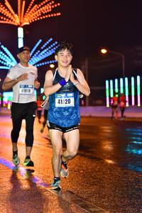 BIB: 41818, 41120
                            <button type="button" onclick="openModal(16535954)" class="btn btn-primary btn-sm float-right btn-popup" data-toggle="modal" data-target=".modal-high-quality">
                        <i class="fas fa-shopping-cart"></i> Add to Cart
                    </button>
                                            <button type="button" onclick="isThisMe(16535954, true)" class="btn btn-success btn-sm float-right btn-popup btn-isme hidden" data-toggle="tooltip" data-placement="bottom" title="นี่คือรูปของคุณใช่ไหม คลิกที่นี่เพื่อเอาเข้าอัลบั้ม">
                        <i class="fas fa-plus"></i> Add to album
                    </button>
                    <button type="button" onclick="isThisMe(16535954, false)" class="btn btn-warning btn-sm float-right btn-popup btn-isnotme hidden">
                        <i class="fas fa-ban"></i> Remove from album
                    </button>