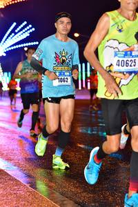 BIB: 40625, 1062
                            <button type="button" onclick="openModal(16527954)" class="btn btn-primary btn-sm float-right btn-popup" data-toggle="modal" data-target=".modal-high-quality">
                        <i class="fas fa-shopping-cart"></i> Add to Cart
                    </button>
                                            <button type="button" onclick="isThisMe(16527954, true)" class="btn btn-success btn-sm float-right btn-popup btn-isme hidden" data-toggle="tooltip" data-placement="bottom" title="นี่คือรูปของคุณใช่ไหม คลิกที่นี่เพื่อเอาเข้าอัลบั้ม">
                        <i class="fas fa-plus"></i> Add to album
                    </button>
                    <button type="button" onclick="isThisMe(16527954, false)" class="btn btn-warning btn-sm float-right btn-popup btn-isnotme hidden">
                        <i class="fas fa-ban"></i> Remove from album
                    </button>