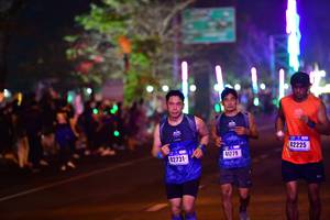 BIB: 42225, 41779, 42731
                            <button type="button" onclick="openModal(16499009)" class="btn btn-primary btn-sm float-right btn-popup" data-toggle="modal" data-target=".modal-high-quality">
                        <i class="fas fa-shopping-cart"></i> Add to Cart
                    </button>
                                            <button type="button" onclick="isThisMe(16499009, true)" class="btn btn-success btn-sm float-right btn-popup btn-isme hidden" data-toggle="tooltip" data-placement="bottom" title="นี่คือรูปของคุณใช่ไหม คลิกที่นี่เพื่อเอาเข้าอัลบั้ม">
                        <i class="fas fa-plus"></i> Add to album
                    </button>
                    <button type="button" onclick="isThisMe(16499009, false)" class="btn btn-warning btn-sm float-right btn-popup btn-isnotme hidden">
                        <i class="fas fa-ban"></i> Remove from album
                    </button>
