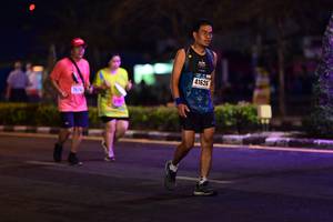 BIB: 41626, 204
                            <button type="button" onclick="openModal(16709166)" class="btn btn-primary btn-sm float-right btn-popup" data-toggle="modal" data-target=".modal-high-quality">
                        <i class="fas fa-shopping-cart"></i> Add to Cart
                    </button>
                                            <button type="button" onclick="isThisMe(16709166, true)" class="btn btn-success btn-sm float-right btn-popup btn-isme hidden" data-toggle="tooltip" data-placement="bottom" title="นี่คือรูปของคุณใช่ไหม คลิกที่นี่เพื่อเอาเข้าอัลบั้ม">
                        <i class="fas fa-plus"></i> Add to album
                    </button>
                    <button type="button" onclick="isThisMe(16709166, false)" class="btn btn-warning btn-sm float-right btn-popup btn-isnotme hidden">
                        <i class="fas fa-ban"></i> Remove from album
                    </button>