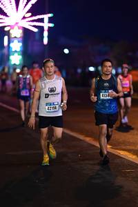 BIB: 4134, 42198
                            <button type="button" onclick="openModal(16674084)" class="btn btn-primary btn-sm float-right btn-popup" data-toggle="modal" data-target=".modal-high-quality">
                        <i class="fas fa-shopping-cart"></i> Add to Cart
                    </button>
                                            <button type="button" onclick="isThisMe(16674084, true)" class="btn btn-success btn-sm float-right btn-popup btn-isme hidden" data-toggle="tooltip" data-placement="bottom" title="นี่คือรูปของคุณใช่ไหม คลิกที่นี่เพื่อเอาเข้าอัลบั้ม">
                        <i class="fas fa-plus"></i> Add to album
                    </button>
                    <button type="button" onclick="isThisMe(16674084, false)" class="btn btn-warning btn-sm float-right btn-popup btn-isnotme hidden">
                        <i class="fas fa-ban"></i> Remove from album
                    </button>