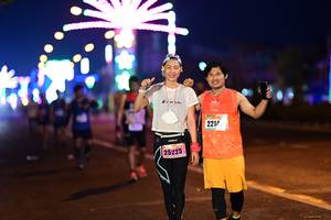 BIB: 221, 25225
                            <button type="button" onclick="openModal(16687142)" class="btn btn-primary btn-sm float-right btn-popup" data-toggle="modal" data-target=".modal-high-quality">
                        <i class="fas fa-shopping-cart"></i> Add to Cart
                    </button>
                                            <button type="button" onclick="isThisMe(16687142, true)" class="btn btn-success btn-sm float-right btn-popup btn-isme hidden" data-toggle="tooltip" data-placement="bottom" title="นี่คือรูปของคุณใช่ไหม คลิกที่นี่เพื่อเอาเข้าอัลบั้ม">
                        <i class="fas fa-plus"></i> Add to album
                    </button>
                    <button type="button" onclick="isThisMe(16687142, false)" class="btn btn-warning btn-sm float-right btn-popup btn-isnotme hidden">
                        <i class="fas fa-ban"></i> Remove from album
                    </button>
