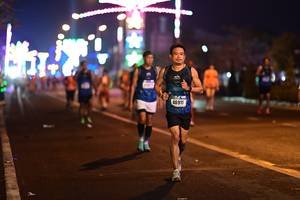 BIB: 40911
                            <button type="button" onclick="openModal(16685313)" class="btn btn-primary btn-sm float-right btn-popup" data-toggle="modal" data-target=".modal-high-quality">
                        <i class="fas fa-shopping-cart"></i> Add to Cart
                    </button>
                                            <button type="button" onclick="isThisMe(16685313, true)" class="btn btn-success btn-sm float-right btn-popup btn-isme hidden" data-toggle="tooltip" data-placement="bottom" title="นี่คือรูปของคุณใช่ไหม คลิกที่นี่เพื่อเอาเข้าอัลบั้ม">
                        <i class="fas fa-plus"></i> Add to album
                    </button>
                    <button type="button" onclick="isThisMe(16685313, false)" class="btn btn-warning btn-sm float-right btn-popup btn-isnotme hidden">
                        <i class="fas fa-ban"></i> Remove from album
                    </button>