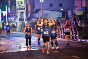 BIB: 41184, 44542
                            <button type="button" onclick="openModal(16501788)" class="btn btn-primary btn-sm float-right btn-popup" data-toggle="modal" data-target=".modal-high-quality">
                        <i class="fas fa-shopping-cart"></i> Add to Cart
                    </button>
                                            <button type="button" onclick="isThisMe(16501788, true)" class="btn btn-success btn-sm float-right btn-popup btn-isme hidden" data-toggle="tooltip" data-placement="bottom" title="นี่คือรูปของคุณใช่ไหม คลิกที่นี่เพื่อเอาเข้าอัลบั้ม">
                        <i class="fas fa-plus"></i> Add to album
                    </button>
                    <button type="button" onclick="isThisMe(16501788, false)" class="btn btn-warning btn-sm float-right btn-popup btn-isnotme hidden">
                        <i class="fas fa-ban"></i> Remove from album
                    </button>