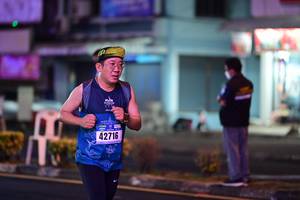 BIB: 42716
                            <button type="button" onclick="openModal(16734825)" class="btn btn-primary btn-sm float-right btn-popup" data-toggle="modal" data-target=".modal-high-quality">
                        <i class="fas fa-shopping-cart"></i> Add to Cart
                    </button>
                                            <button type="button" onclick="isThisMe(16734825, true)" class="btn btn-success btn-sm float-right btn-popup btn-isme hidden" data-toggle="tooltip" data-placement="bottom" title="นี่คือรูปของคุณใช่ไหม คลิกที่นี่เพื่อเอาเข้าอัลบั้ม">
                        <i class="fas fa-plus"></i> Add to album
                    </button>
                    <button type="button" onclick="isThisMe(16734825, false)" class="btn btn-warning btn-sm float-right btn-popup btn-isnotme hidden">
                        <i class="fas fa-ban"></i> Remove from album
                    </button>