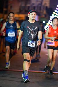 BIB: 40907, 25924, 4224
                            <button type="button" onclick="openModal(18235288)" class="btn btn-primary btn-sm float-right btn-popup" data-toggle="modal" data-target=".modal-high-quality">
                        <i class="fas fa-shopping-cart"></i> Add to Cart
                    </button>
                                            <button type="button" onclick="isThisMe(18235288, true)" class="btn btn-success btn-sm float-right btn-popup btn-isme hidden" data-toggle="tooltip" data-placement="bottom" title="นี่คือรูปของคุณใช่ไหม คลิกที่นี่เพื่อเอาเข้าอัลบั้ม">
                        <i class="fas fa-plus"></i> Add to album
                    </button>
                    <button type="button" onclick="isThisMe(18235288, false)" class="btn btn-warning btn-sm float-right btn-popup btn-isnotme hidden">
                        <i class="fas fa-ban"></i> Remove from album
                    </button>