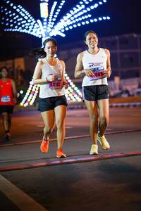 BIB: 089, 44102
                            <button type="button" onclick="openModal(18241094)" class="btn btn-primary btn-sm float-right btn-popup" data-toggle="modal" data-target=".modal-high-quality">
                        <i class="fas fa-shopping-cart"></i> Add to Cart
                    </button>
                                            <button type="button" onclick="isThisMe(18241094, true)" class="btn btn-success btn-sm float-right btn-popup btn-isme hidden" data-toggle="tooltip" data-placement="bottom" title="นี่คือรูปของคุณใช่ไหม คลิกที่นี่เพื่อเอาเข้าอัลบั้ม">
                        <i class="fas fa-plus"></i> Add to album
                    </button>
                    <button type="button" onclick="isThisMe(18241094, false)" class="btn btn-warning btn-sm float-right btn-popup btn-isnotme hidden">
                        <i class="fas fa-ban"></i> Remove from album
                    </button>