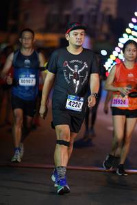 BIB: 40907, 25924, 42241
                            <button type="button" onclick="openModal(16348714)" class="btn btn-primary btn-sm float-right btn-popup" data-toggle="modal" data-target=".modal-high-quality">
                        <i class="fas fa-shopping-cart"></i> Add to Cart
                    </button>
                                            <button type="button" onclick="isThisMe(16348714, true)" class="btn btn-success btn-sm float-right btn-popup btn-isme hidden" data-toggle="tooltip" data-placement="bottom" title="นี่คือรูปของคุณใช่ไหม คลิกที่นี่เพื่อเอาเข้าอัลบั้ม">
                        <i class="fas fa-plus"></i> Add to album
                    </button>
                    <button type="button" onclick="isThisMe(16348714, false)" class="btn btn-warning btn-sm float-right btn-popup btn-isnotme hidden">
                        <i class="fas fa-ban"></i> Remove from album
                    </button>