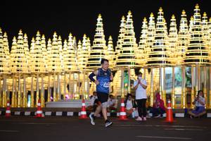 BIB: 6340
                            <button type="button" onclick="openModal(17254535)" class="btn btn-primary btn-sm float-right btn-popup" data-toggle="modal" data-target=".modal-high-quality">
                        <i class="fas fa-shopping-cart"></i> Add to Cart
                    </button>
                                            <button type="button" onclick="isThisMe(17254535, true)" class="btn btn-success btn-sm float-right btn-popup btn-isme hidden" data-toggle="tooltip" data-placement="bottom" title="นี่คือรูปของคุณใช่ไหม คลิกที่นี่เพื่อเอาเข้าอัลบั้ม">
                        <i class="fas fa-plus"></i> Add to album
                    </button>
                    <button type="button" onclick="isThisMe(17254535, false)" class="btn btn-warning btn-sm float-right btn-popup btn-isnotme hidden">
                        <i class="fas fa-ban"></i> Remove from album
                    </button>