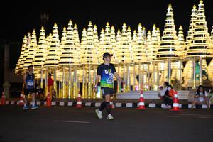 BIB: 40331
                            <button type="button" onclick="openModal(17251682)" class="btn btn-primary btn-sm float-right btn-popup" data-toggle="modal" data-target=".modal-high-quality">
                        <i class="fas fa-shopping-cart"></i> Add to Cart
                    </button>
                                            <button type="button" onclick="isThisMe(17251682, true)" class="btn btn-success btn-sm float-right btn-popup btn-isme hidden" data-toggle="tooltip" data-placement="bottom" title="นี่คือรูปของคุณใช่ไหม คลิกที่นี่เพื่อเอาเข้าอัลบั้ม">
                        <i class="fas fa-plus"></i> Add to album
                    </button>
                    <button type="button" onclick="isThisMe(17251682, false)" class="btn btn-warning btn-sm float-right btn-popup btn-isnotme hidden">
                        <i class="fas fa-ban"></i> Remove from album
                    </button>