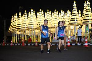 BIB: 303, 44584
                            <button type="button" onclick="openModal(17257273)" class="btn btn-primary btn-sm float-right btn-popup" data-toggle="modal" data-target=".modal-high-quality">
                        <i class="fas fa-shopping-cart"></i> Add to Cart
                    </button>
                                            <button type="button" onclick="isThisMe(17257273, true)" class="btn btn-success btn-sm float-right btn-popup btn-isme hidden" data-toggle="tooltip" data-placement="bottom" title="นี่คือรูปของคุณใช่ไหม คลิกที่นี่เพื่อเอาเข้าอัลบั้ม">
                        <i class="fas fa-plus"></i> Add to album
                    </button>
                    <button type="button" onclick="isThisMe(17257273, false)" class="btn btn-warning btn-sm float-right btn-popup btn-isnotme hidden">
                        <i class="fas fa-ban"></i> Remove from album
                    </button>