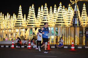 BIB: 6340
                            <button type="button" onclick="openModal(17254628)" class="btn btn-primary btn-sm float-right btn-popup" data-toggle="modal" data-target=".modal-high-quality">
                        <i class="fas fa-shopping-cart"></i> Add to Cart
                    </button>
                                            <button type="button" onclick="isThisMe(17254628, true)" class="btn btn-success btn-sm float-right btn-popup btn-isme hidden" data-toggle="tooltip" data-placement="bottom" title="นี่คือรูปของคุณใช่ไหม คลิกที่นี่เพื่อเอาเข้าอัลบั้ม">
                        <i class="fas fa-plus"></i> Add to album
                    </button>
                    <button type="button" onclick="isThisMe(17254628, false)" class="btn btn-warning btn-sm float-right btn-popup btn-isnotme hidden">
                        <i class="fas fa-ban"></i> Remove from album
                    </button>