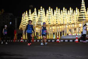 BIB: 
                            <button type="button" onclick="openModal(17255653)" class="btn btn-primary btn-sm float-right btn-popup" data-toggle="modal" data-target=".modal-high-quality">
                        <i class="fas fa-shopping-cart"></i> Add to Cart
                    </button>
                                            <button type="button" onclick="isThisMe(17255653, true)" class="btn btn-success btn-sm float-right btn-popup btn-isme hidden" data-toggle="tooltip" data-placement="bottom" title="นี่คือรูปของคุณใช่ไหม คลิกที่นี่เพื่อเอาเข้าอัลบั้ม">
                        <i class="fas fa-plus"></i> Add to album
                    </button>
                    <button type="button" onclick="isThisMe(17255653, false)" class="btn btn-warning btn-sm float-right btn-popup btn-isnotme hidden">
                        <i class="fas fa-ban"></i> Remove from album
                    </button>