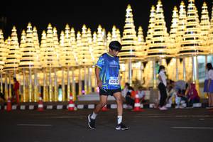 BIB: 43342
                            <button type="button" onclick="openModal(17253716)" class="btn btn-primary btn-sm float-right btn-popup" data-toggle="modal" data-target=".modal-high-quality">
                        <i class="fas fa-shopping-cart"></i> Add to Cart
                    </button>
                                            <button type="button" onclick="isThisMe(17253716, true)" class="btn btn-success btn-sm float-right btn-popup btn-isme hidden" data-toggle="tooltip" data-placement="bottom" title="นี่คือรูปของคุณใช่ไหม คลิกที่นี่เพื่อเอาเข้าอัลบั้ม">
                        <i class="fas fa-plus"></i> Add to album
                    </button>
                    <button type="button" onclick="isThisMe(17253716, false)" class="btn btn-warning btn-sm float-right btn-popup btn-isnotme hidden">
                        <i class="fas fa-ban"></i> Remove from album
                    </button>