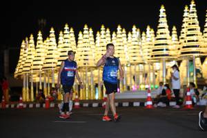 BIB: 4240
                            <button type="button" onclick="openModal(17255419)" class="btn btn-primary btn-sm float-right btn-popup" data-toggle="modal" data-target=".modal-high-quality">
                        <i class="fas fa-shopping-cart"></i> Add to Cart
                    </button>
                                            <button type="button" onclick="isThisMe(17255419, true)" class="btn btn-success btn-sm float-right btn-popup btn-isme hidden" data-toggle="tooltip" data-placement="bottom" title="นี่คือรูปของคุณใช่ไหม คลิกที่นี่เพื่อเอาเข้าอัลบั้ม">
                        <i class="fas fa-plus"></i> Add to album
                    </button>
                    <button type="button" onclick="isThisMe(17255419, false)" class="btn btn-warning btn-sm float-right btn-popup btn-isnotme hidden">
                        <i class="fas fa-ban"></i> Remove from album
                    </button>