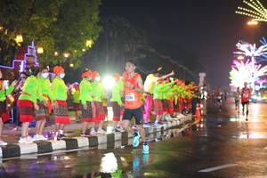 BIB: 200
                            <button type="button" onclick="openModal(17057013)" class="btn btn-primary btn-sm float-right btn-popup" data-toggle="modal" data-target=".modal-high-quality">
                        <i class="fas fa-shopping-cart"></i> Add to Cart
                    </button>
                                            <button type="button" onclick="isThisMe(17057013, true)" class="btn btn-success btn-sm float-right btn-popup btn-isme hidden" data-toggle="tooltip" data-placement="bottom" title="นี่คือรูปของคุณใช่ไหม คลิกที่นี่เพื่อเอาเข้าอัลบั้ม">
                        <i class="fas fa-plus"></i> Add to album
                    </button>
                    <button type="button" onclick="isThisMe(17057013, false)" class="btn btn-warning btn-sm float-right btn-popup btn-isnotme hidden">
                        <i class="fas fa-ban"></i> Remove from album
                    </button>