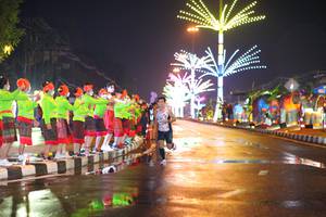 BIB: 
                            <button type="button" onclick="openModal(17058839)" class="btn btn-primary btn-sm float-right btn-popup" data-toggle="modal" data-target=".modal-high-quality">
                        <i class="fas fa-shopping-cart"></i> Add to Cart
                    </button>
                                            <button type="button" onclick="isThisMe(17058839, true)" class="btn btn-success btn-sm float-right btn-popup btn-isme hidden" data-toggle="tooltip" data-placement="bottom" title="นี่คือรูปของคุณใช่ไหม คลิกที่นี่เพื่อเอาเข้าอัลบั้ม">
                        <i class="fas fa-plus"></i> Add to album
                    </button>
                    <button type="button" onclick="isThisMe(17058839, false)" class="btn btn-warning btn-sm float-right btn-popup btn-isnotme hidden">
                        <i class="fas fa-ban"></i> Remove from album
                    </button>