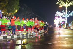 BIB: 
                            <button type="button" onclick="openModal(17053624)" class="btn btn-primary btn-sm float-right btn-popup" data-toggle="modal" data-target=".modal-high-quality">
                        <i class="fas fa-shopping-cart"></i> Add to Cart
                    </button>
                                            <button type="button" onclick="isThisMe(17053624, true)" class="btn btn-success btn-sm float-right btn-popup btn-isme hidden" data-toggle="tooltip" data-placement="bottom" title="นี่คือรูปของคุณใช่ไหม คลิกที่นี่เพื่อเอาเข้าอัลบั้ม">
                        <i class="fas fa-plus"></i> Add to album
                    </button>
                    <button type="button" onclick="isThisMe(17053624, false)" class="btn btn-warning btn-sm float-right btn-popup btn-isnotme hidden">
                        <i class="fas fa-ban"></i> Remove from album
                    </button>