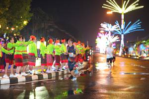 BIB: 
                            <button type="button" onclick="openModal(17058764)" class="btn btn-primary btn-sm float-right btn-popup" data-toggle="modal" data-target=".modal-high-quality">
                        <i class="fas fa-shopping-cart"></i> Add to Cart
                    </button>
                                            <button type="button" onclick="isThisMe(17058764, true)" class="btn btn-success btn-sm float-right btn-popup btn-isme hidden" data-toggle="tooltip" data-placement="bottom" title="นี่คือรูปของคุณใช่ไหม คลิกที่นี่เพื่อเอาเข้าอัลบั้ม">
                        <i class="fas fa-plus"></i> Add to album
                    </button>
                    <button type="button" onclick="isThisMe(17058764, false)" class="btn btn-warning btn-sm float-right btn-popup btn-isnotme hidden">
                        <i class="fas fa-ban"></i> Remove from album
                    </button>