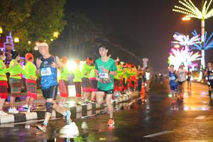 BIB: 41555, 1098
                            <button type="button" onclick="openModal(17057780)" class="btn btn-primary btn-sm float-right btn-popup" data-toggle="modal" data-target=".modal-high-quality">
                        <i class="fas fa-shopping-cart"></i> Add to Cart
                    </button>
                                            <button type="button" onclick="isThisMe(17057780, true)" class="btn btn-success btn-sm float-right btn-popup btn-isme hidden" data-toggle="tooltip" data-placement="bottom" title="นี่คือรูปของคุณใช่ไหม คลิกที่นี่เพื่อเอาเข้าอัลบั้ม">
                        <i class="fas fa-plus"></i> Add to album
                    </button>
                    <button type="button" onclick="isThisMe(17057780, false)" class="btn btn-warning btn-sm float-right btn-popup btn-isnotme hidden">
                        <i class="fas fa-ban"></i> Remove from album
                    </button>