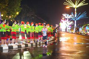 BIB: 40174
                            <button type="button" onclick="openModal(17058892)" class="btn btn-primary btn-sm float-right btn-popup" data-toggle="modal" data-target=".modal-high-quality">
                        <i class="fas fa-shopping-cart"></i> Add to Cart
                    </button>
                                            <button type="button" onclick="isThisMe(17058892, true)" class="btn btn-success btn-sm float-right btn-popup btn-isme hidden" data-toggle="tooltip" data-placement="bottom" title="นี่คือรูปของคุณใช่ไหม คลิกที่นี่เพื่อเอาเข้าอัลบั้ม">
                        <i class="fas fa-plus"></i> Add to album
                    </button>
                    <button type="button" onclick="isThisMe(17058892, false)" class="btn btn-warning btn-sm float-right btn-popup btn-isnotme hidden">
                        <i class="fas fa-ban"></i> Remove from album
                    </button>