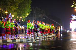 BIB: 
                            <button type="button" onclick="openModal(17051992)" class="btn btn-primary btn-sm float-right btn-popup" data-toggle="modal" data-target=".modal-high-quality">
                        <i class="fas fa-shopping-cart"></i> Add to Cart
                    </button>
                                            <button type="button" onclick="isThisMe(17051992, true)" class="btn btn-success btn-sm float-right btn-popup btn-isme hidden" data-toggle="tooltip" data-placement="bottom" title="นี่คือรูปของคุณใช่ไหม คลิกที่นี่เพื่อเอาเข้าอัลบั้ม">
                        <i class="fas fa-plus"></i> Add to album
                    </button>
                    <button type="button" onclick="isThisMe(17051992, false)" class="btn btn-warning btn-sm float-right btn-popup btn-isnotme hidden">
                        <i class="fas fa-ban"></i> Remove from album
                    </button>