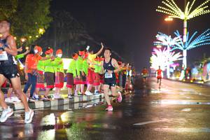 BIB: 
                            <button type="button" onclick="openModal(17053939)" class="btn btn-primary btn-sm float-right btn-popup" data-toggle="modal" data-target=".modal-high-quality">
                        <i class="fas fa-shopping-cart"></i> Add to Cart
                    </button>
                                            <button type="button" onclick="isThisMe(17053939, true)" class="btn btn-success btn-sm float-right btn-popup btn-isme hidden" data-toggle="tooltip" data-placement="bottom" title="นี่คือรูปของคุณใช่ไหม คลิกที่นี่เพื่อเอาเข้าอัลบั้ม">
                        <i class="fas fa-plus"></i> Add to album
                    </button>
                    <button type="button" onclick="isThisMe(17053939, false)" class="btn btn-warning btn-sm float-right btn-popup btn-isnotme hidden">
                        <i class="fas fa-ban"></i> Remove from album
                    </button>