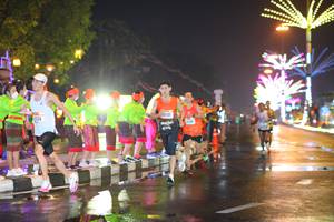 BIB: 336
                            <button type="button" onclick="openModal(17056924)" class="btn btn-primary btn-sm float-right btn-popup" data-toggle="modal" data-target=".modal-high-quality">
                        <i class="fas fa-shopping-cart"></i> Add to Cart
                    </button>
                                            <button type="button" onclick="isThisMe(17056924, true)" class="btn btn-success btn-sm float-right btn-popup btn-isme hidden" data-toggle="tooltip" data-placement="bottom" title="นี่คือรูปของคุณใช่ไหม คลิกที่นี่เพื่อเอาเข้าอัลบั้ม">
                        <i class="fas fa-plus"></i> Add to album
                    </button>
                    <button type="button" onclick="isThisMe(17056924, false)" class="btn btn-warning btn-sm float-right btn-popup btn-isnotme hidden">
                        <i class="fas fa-ban"></i> Remove from album
                    </button>