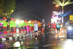 BIB: 
                            <button type="button" onclick="openModal(17057430)" class="btn btn-primary btn-sm float-right btn-popup" data-toggle="modal" data-target=".modal-high-quality">
                        <i class="fas fa-shopping-cart"></i> Add to Cart
                    </button>
                                            <button type="button" onclick="isThisMe(17057430, true)" class="btn btn-success btn-sm float-right btn-popup btn-isme hidden" data-toggle="tooltip" data-placement="bottom" title="นี่คือรูปของคุณใช่ไหม คลิกที่นี่เพื่อเอาเข้าอัลบั้ม">
                        <i class="fas fa-plus"></i> Add to album
                    </button>
                    <button type="button" onclick="isThisMe(17057430, false)" class="btn btn-warning btn-sm float-right btn-popup btn-isnotme hidden">
                        <i class="fas fa-ban"></i> Remove from album
                    </button>