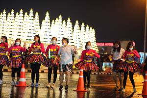 BIB: 
                            <button type="button" onclick="openModal(17051494)" class="btn btn-primary btn-sm float-right btn-popup" data-toggle="modal" data-target=".modal-high-quality">
                        <i class="fas fa-shopping-cart"></i> Add to Cart
                    </button>
                                            <button type="button" onclick="isThisMe(17051494, true)" class="btn btn-success btn-sm float-right btn-popup btn-isme hidden" data-toggle="tooltip" data-placement="bottom" title="นี่คือรูปของคุณใช่ไหม คลิกที่นี่เพื่อเอาเข้าอัลบั้ม">
                        <i class="fas fa-plus"></i> Add to album
                    </button>
                    <button type="button" onclick="isThisMe(17051494, false)" class="btn btn-warning btn-sm float-right btn-popup btn-isnotme hidden">
                        <i class="fas fa-ban"></i> Remove from album
                    </button>